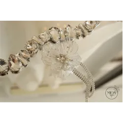 ALESSANDRA - Colier stralucitor cu floare semitransparenta