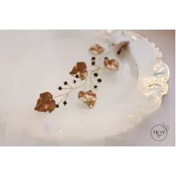 Agrafa accesoriu de par cu frunze aurii si cristale negre